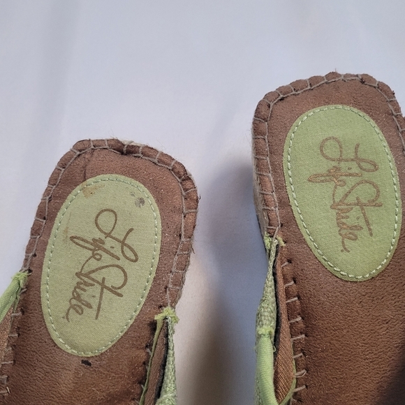 Life Stride Green Macrame Flower Racy Catepilar Wedge Sandal Size 8M - Picture 11 of 11